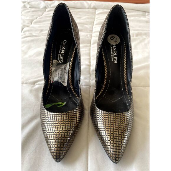 GOLDEN PUMPS HIGH HEELS METALLIC CHARLES BY CHARLES SIZE 6.5 LIKE NEW - Picture 8 of 8